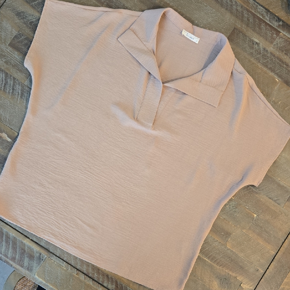 Chic Women's Blouse in Soft Tan